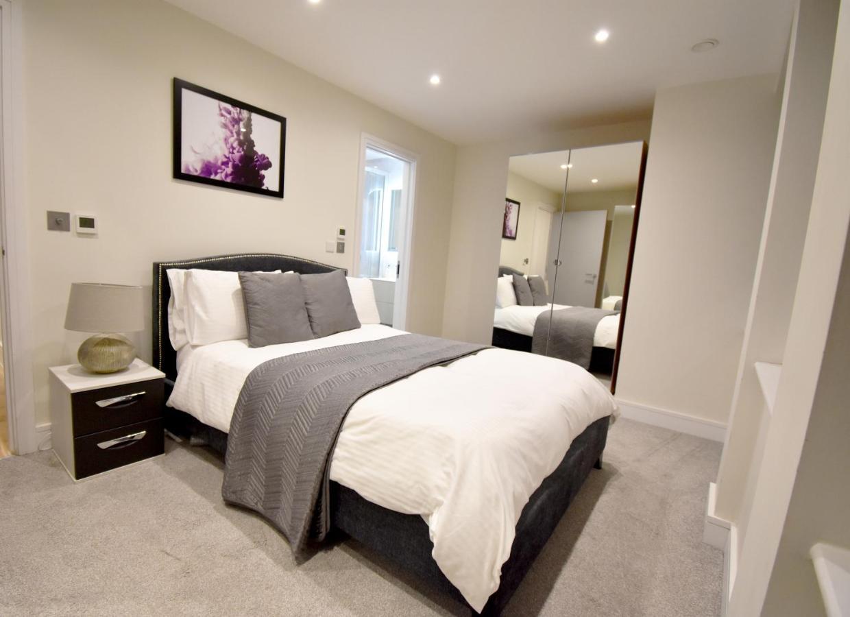Northside Apartments Ealing ลอนดอน ภายนอก รูปภาพ