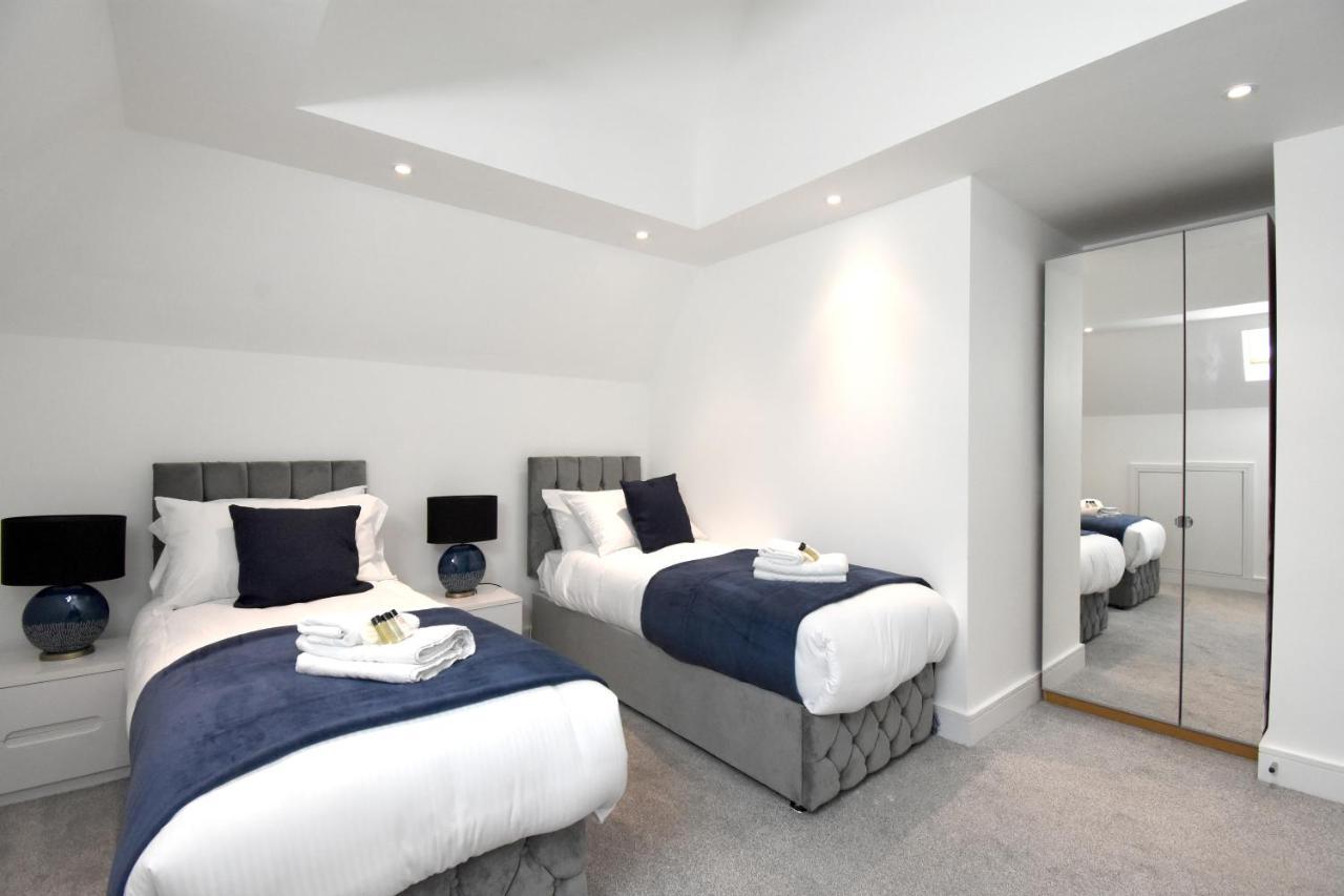 Northside Apartments Ealing ลอนดอน ภายนอก รูปภาพ
