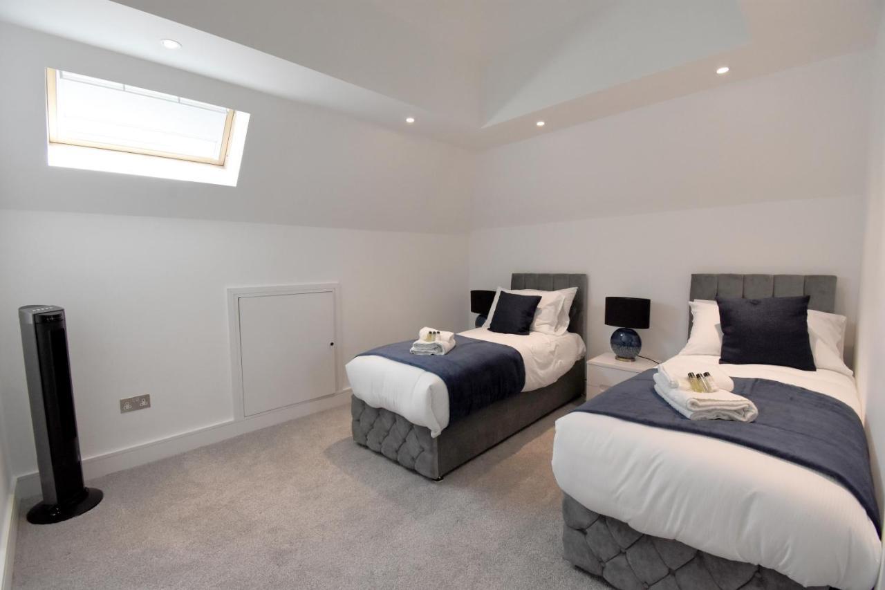 Northside Apartments Ealing ลอนดอน ภายนอก รูปภาพ