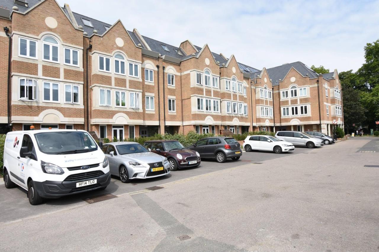 Northside Apartments Ealing ลอนดอน ภายนอก รูปภาพ